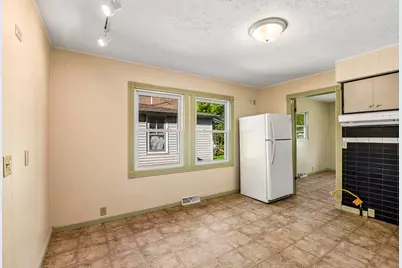 724 Douglas Street, Morris, IL 60450 - Photo 8