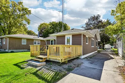 724 Douglas Street, Morris, IL 60450 - Photo 22