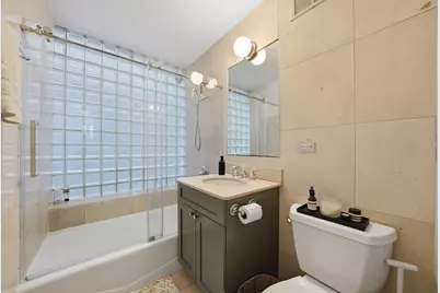 1209 N State Parkway #4, Chicago, IL 60610 - Photo 16