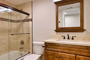820 Graceland Ave, Des Plaines, IL 60016 - Photo 24
