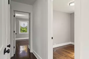 2042 W 76th St, Chicago, IL 60620 - Photo 16