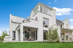 541 Kensington Ct, Hinsdale, IL 60521 - Photo 2