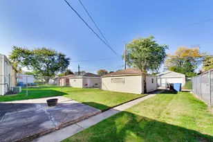 516 W 128th St, Chicago, IL 60628 - Photo 20
