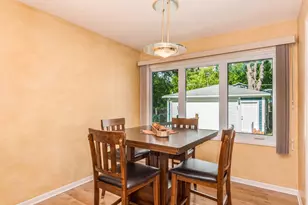 252 W Pleasant Hill Blvd, Palatine, IL 60067 - Photo 6