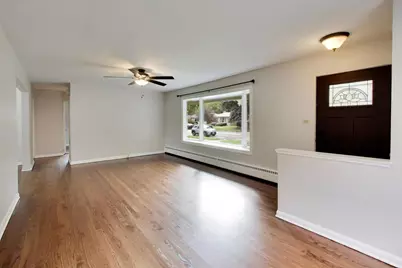8631 Central Park Avenue, Skokie, IL 60076 - Photo 4