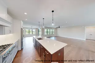 10525 Red Leaf Cir, Lakewood, IL 60014 - Photo 10
