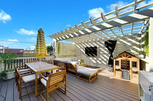 1512 W Diversey Pkwy, Chicago, IL 60614 - Photo 2