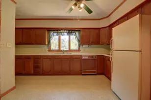4020 W Wisconsin St, Dixon, IL 61021 - Photo 10