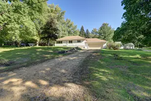 4020 W Wisconsin St, Dixon, IL 61021 - Photo 2