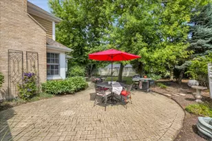 531 N Easy St, Palatine, IL 60067 - Photo 26