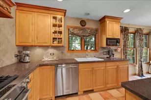531 N Easy St, Palatine, IL 60067 - Photo 12