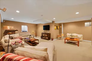 531 N Easy St, Palatine, IL 60067 - Photo 24