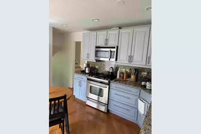 3927 Crestwood Drive, Northbrook, IL 60062 - Photo 14