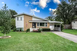 1N627 Park Blvd, Glen Ellyn, IL 60137 - Photo 1