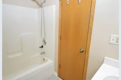728 Village Circle, Marengo, IL 60152 - Photo 24