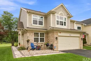708 E Bayou Ct, Fox Lake, IL 60020 - Photo 2