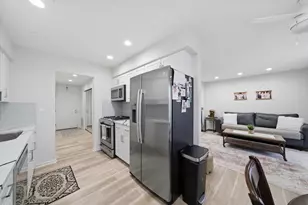 350 E Dundee Rd, Buffalo Grove, IL 60089 - Photo 6