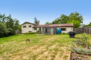 2N435 Pleasant Ave, Glen Ellyn, IL 60137 - Photo 40