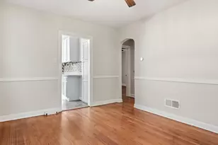 10054 S St Lawrence Ave, Chicago, IL 60628 - Photo 8