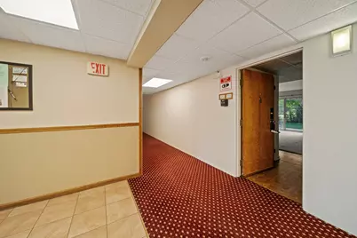 5300 Walnut Avenue #20a, Downers Grove, IL 60515 - Photo 4