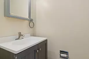 3062 Kingston Ct, Streamwood, IL 60107 - Photo 6