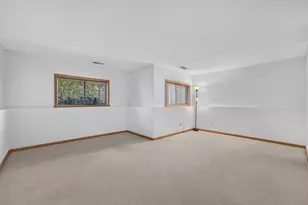 637 Southtowne Dr, Belvidere, IL 61008 - Photo 12