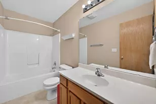 637 Southtowne Dr, Belvidere, IL 61008 - Photo 20