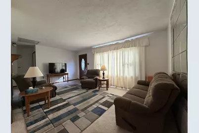1827 Burry Circle Drive, Crest Hill, IL 60403 - Photo 4