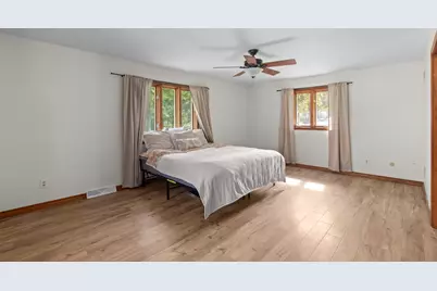 555 Old Mill Road, Plano, IL 60545 - Photo 20