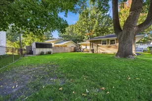 1211 Searle Dr, Normal, IL 61761 - Photo 24