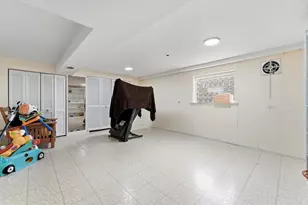 574 W Millers Rd, Des Plaines, IL 60016 - Photo 22