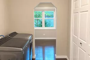 26705 N Cir Dr, Mundelein, IL 60060 - Photo 14