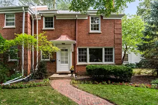 2543 Marcy Ave, Evanston, IL 60201 - Photo 1