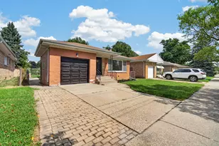 7748 W Oakton St, Niles, IL 60714 - Photo 44