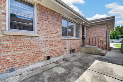 7748 W Oakton Street, Niles, IL 60714 - Photo 36