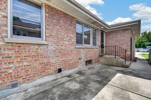 7748 W Oakton St, Niles, IL 60714 - Photo 36