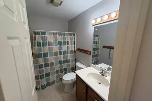 690 E Vicksburg Ct, Bourbonnais, IL 60914 - Photo 20