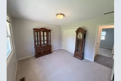 690 E Vicksburg Court, Bourbonnais, IL 60914 - Photo 16
