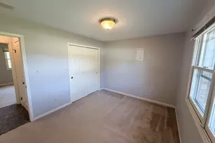 690 E Vicksburg Ct, Bourbonnais, IL 60914 - Photo 18