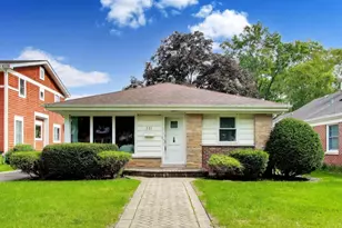 221 S Elmhurst Ave, Mount Prospect, IL 60056 - Photo 1