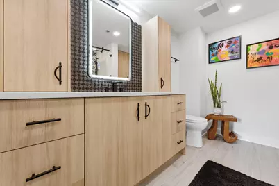 1100 W Montrose Avenue #502, Chicago, IL 60613 - Photo 16