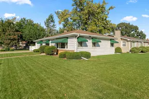 1001 Winthrop Ave, Joliet, IL 60435 - Photo 2