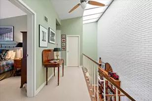 68 W Schiller St, Chicago, IL 60610 - Photo 20