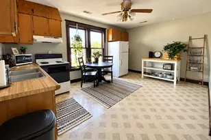 3317 Pearl St, McHenry, IL 60050 - Photo 14