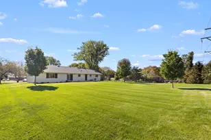 4385 St Malo Rd, Rockford, IL 61101 - Photo 18