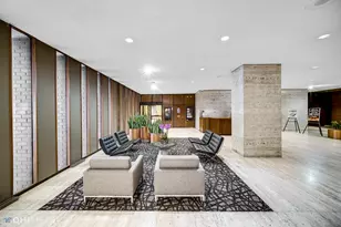 6033 N Sheridan Rd, Chicago, IL 60660 - Photo 16