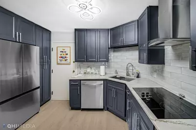 6033 N Sheridan Road #11G, Chicago, IL 60660 - Photo 4