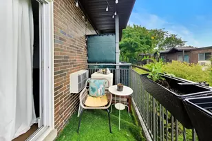 6359 N Ridge Ave, Chicago, IL 60660 - Photo 22