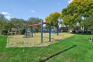 8836 N Western Ave, Des Plaines, IL 60016 - Photo 18