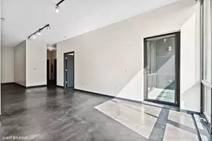 1647 N Milwaukee Ave, Chicago, IL 60647 - Photo 4